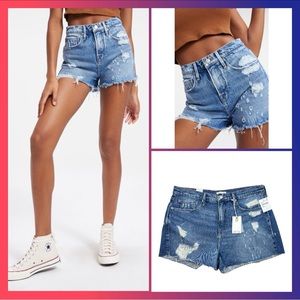 NWT Good American ‘90s Short 10/30